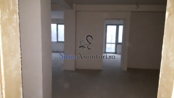 vand-apartament-3-camere-mansarda-150-mp-zona-str-dealului